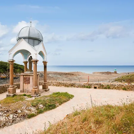 Holiday home Maison Pour 8 Avec Jardin Avec Vue Sur Le Port